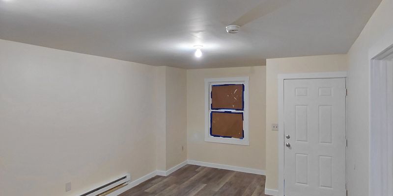 Phillipsburg Apartment: 398-400 S Main St