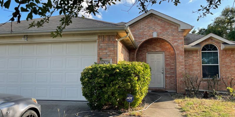 Dallas House: 3731 Elise Way