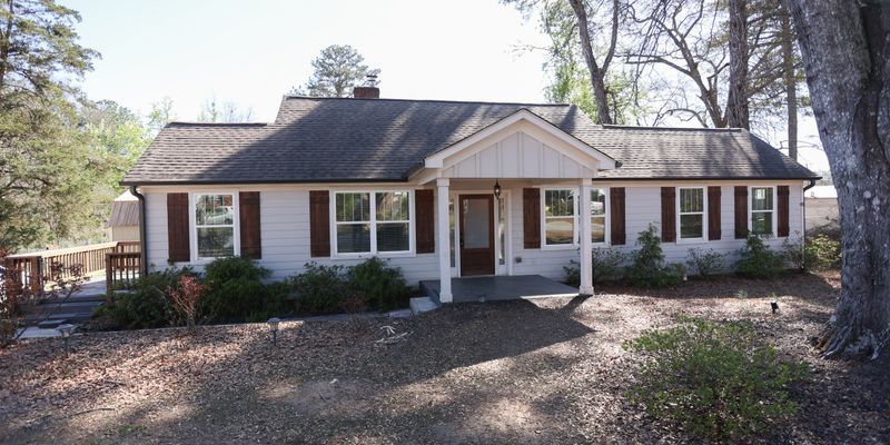 Toccoa House: 68 Hayes Street