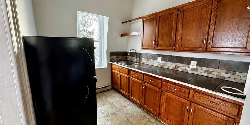 Poughkeepsie Apartment: 9 Grand Street