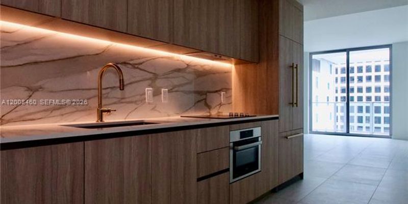 Miami Condo: 77 SE 5th St