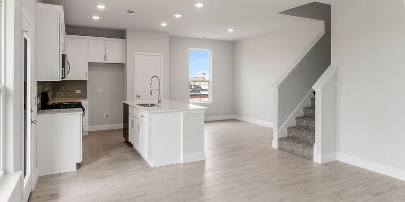 Seagoville House: 427 Magellan Rd