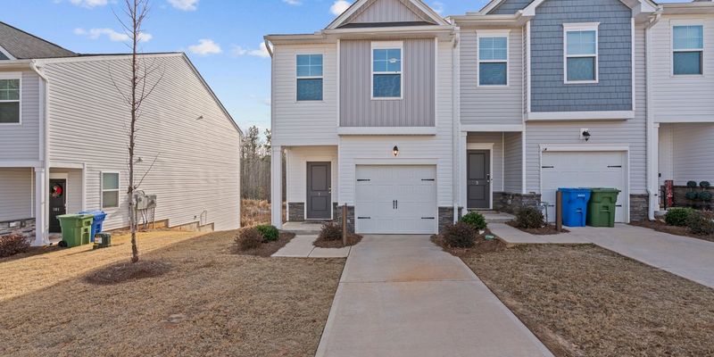 Greenville House: 1 Apollo Vw Ln