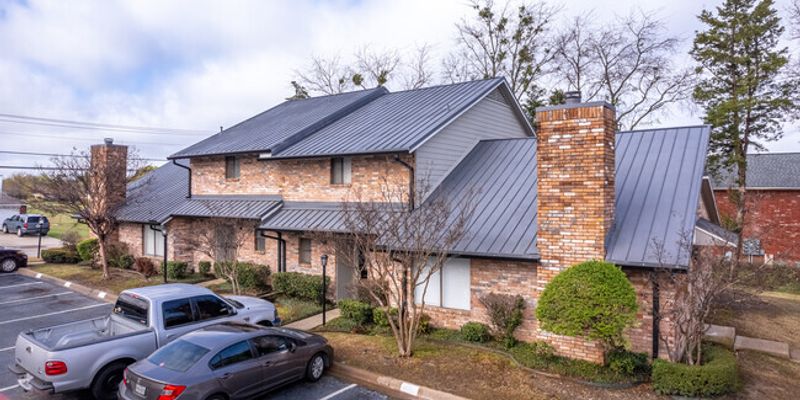 Greenville Townhome: 3000 Webb Ave