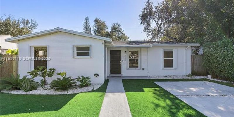 Miami House: 340 NW 45th St