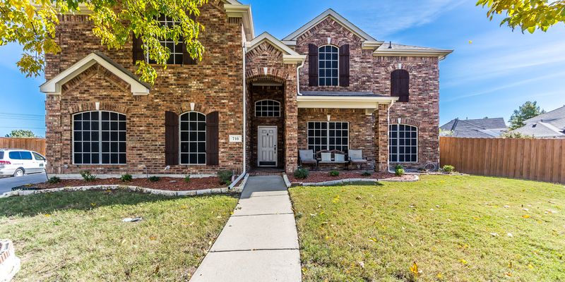 Murphy House: 716 Sugar Valley Road