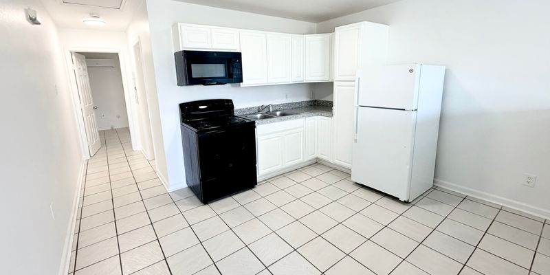 Chalmette Apartment: 3321 Laplace St