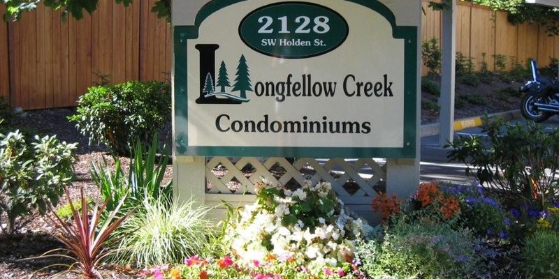 Seattle Condo: 2128 Southwest Holden Street