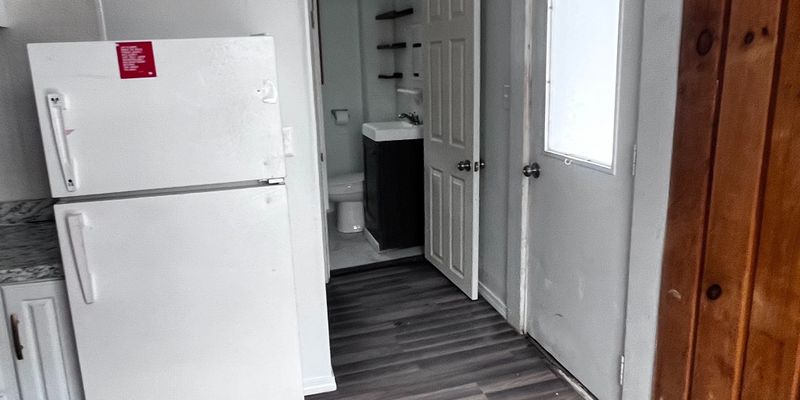 Essex Junction Apartment: 12 Railroad Street