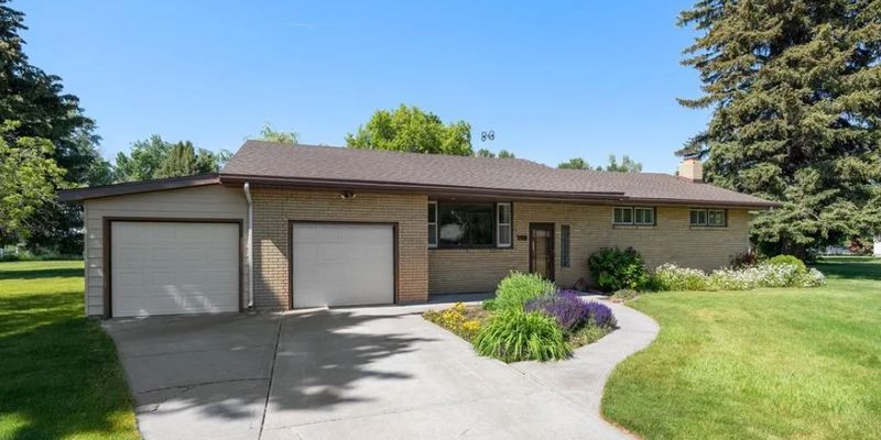 Shelley House: 788 E 1500 N