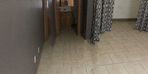 516C basement bedroom2.jpg