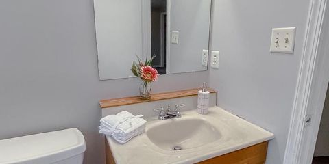 Abell bath 2.jpg