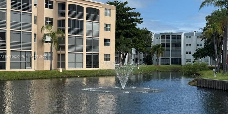 Dania Beach Condo: 505 E Dania Beach Blvd