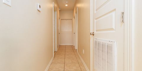 2710 E Garfield Dr #3, Alton-14.jpg