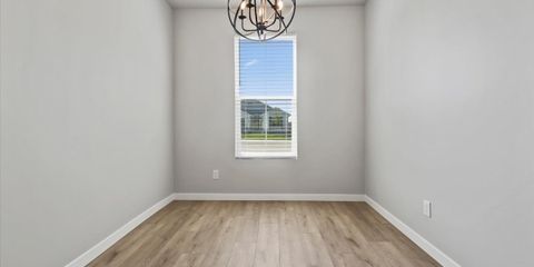 06-Dining Area.jpg