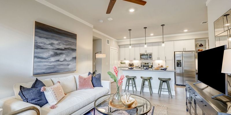 Houston Apartment: 10903 Cypresswood Dr