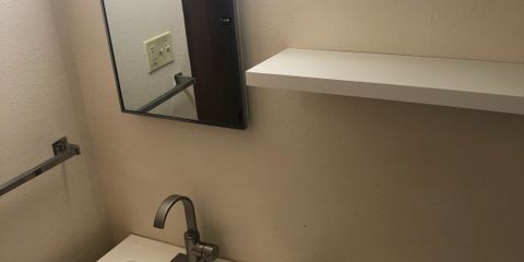 IMG_4010 bathroom .jpg