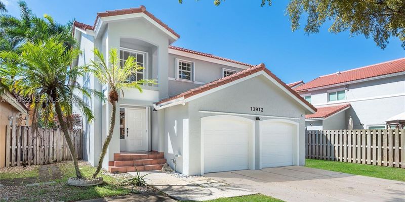 Miami House: 13912 SW 103rd Ln #13912