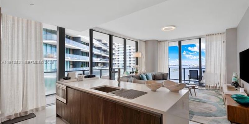 Miami Condo: 480 NE 31st St