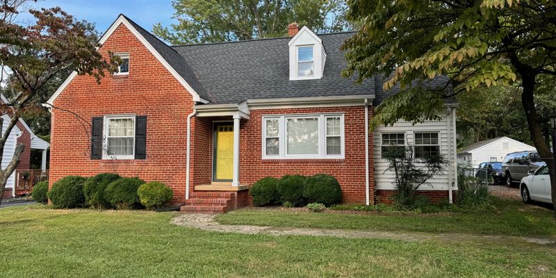 Mechanicsville House: 7318 Atlee Rd