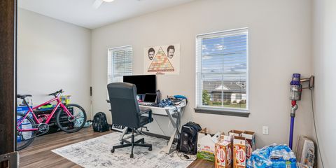 18-152_2869 Spring Rose Cir Unit 301.jpg