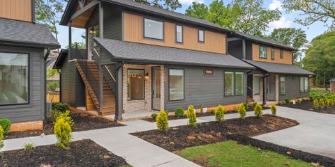 Exterior 321_323.jpg