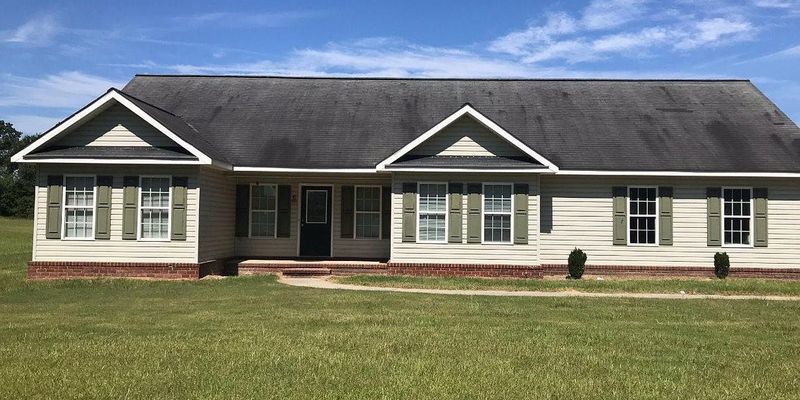 Statesboro House: 5723 Burkhalter Rd