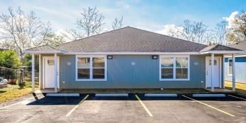 Nacogdoches Multiplex: 1301 Dolph St
