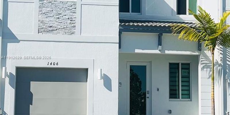 Homestead House: 1406 SE 6th Rd