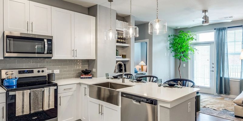 Missouri City Apartment: 5995 Sienna Pkwy