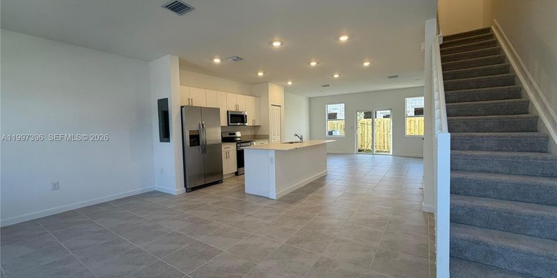 Florida City House: 1087 SE 2nd Ter