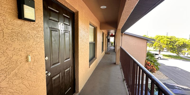 Cape Coral Apartment: 4302 Santa Barbara Blvd