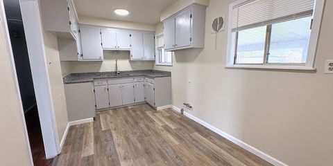 14275Leonard - 4.jpeg