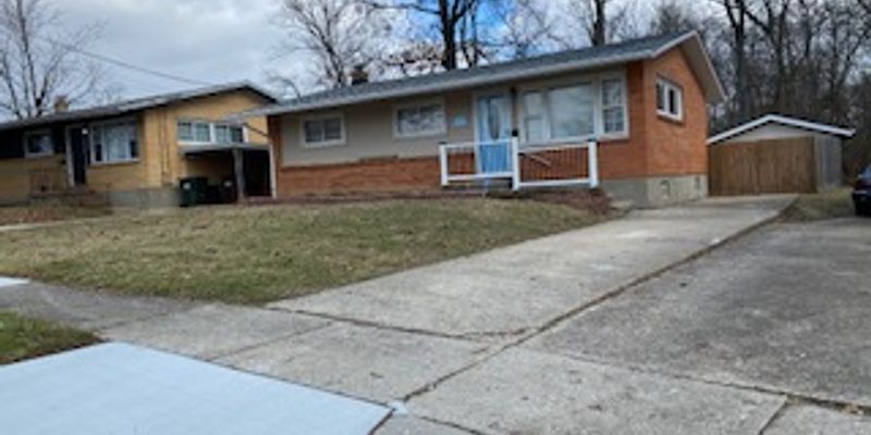 Cincinnati House: 8648 Tralee Ct