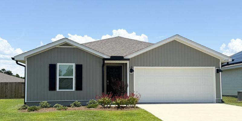 Milton House: 4335 Redbay Ct