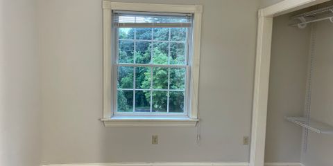 1st Bedroom 2.jpg
