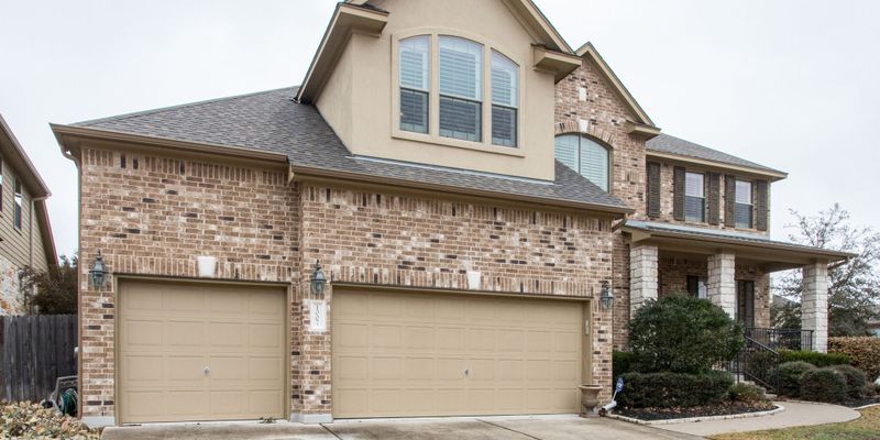 Cedar Park House: 1007 Rhondstat Run