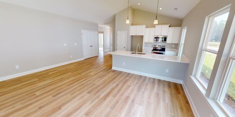 1004-Moen-Loop-Kitchen (4).jpg