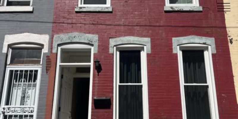 Philadelphia House: 2242 N Cleveland St