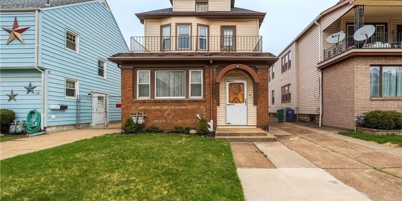 Buffalo Apartment: 20 Tacoma Ave