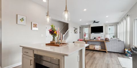 13-134 1275 Pricilla CT.jpg