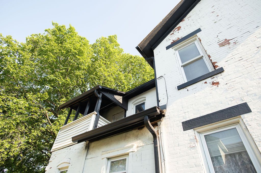 415 Brightwood Ave photo 4