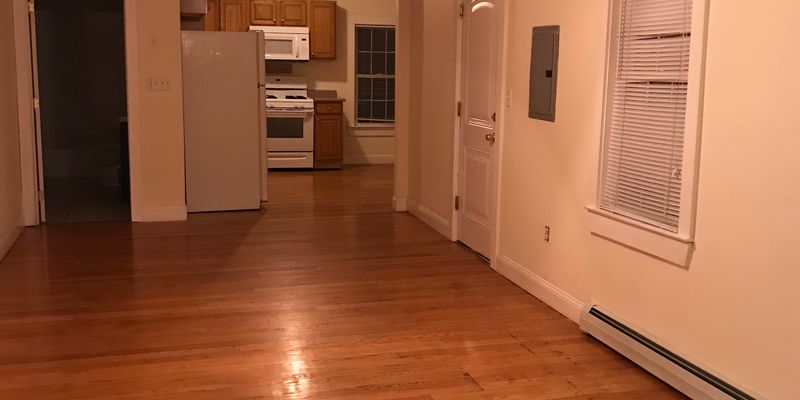 Lowell Apartment: 171 Andover Street