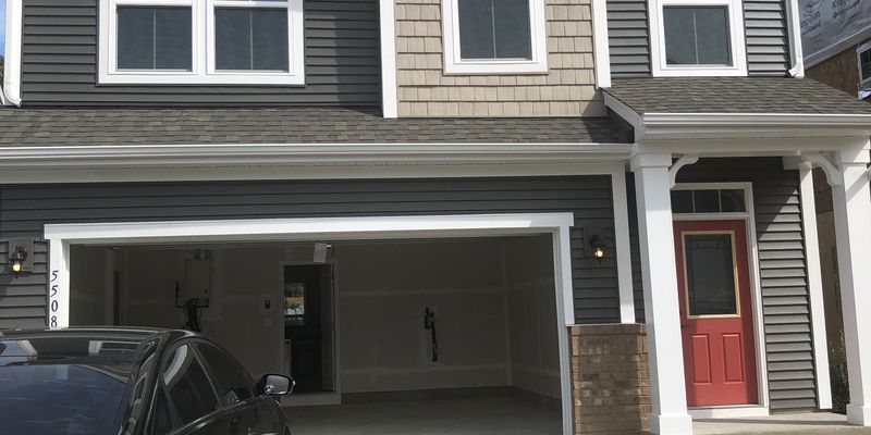 Virginia Beach House: 5508 Loneleaf Way