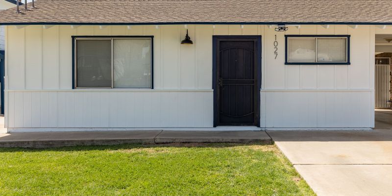 Phoenix Townhome: 1017- 1031  East Fairmount Avenue