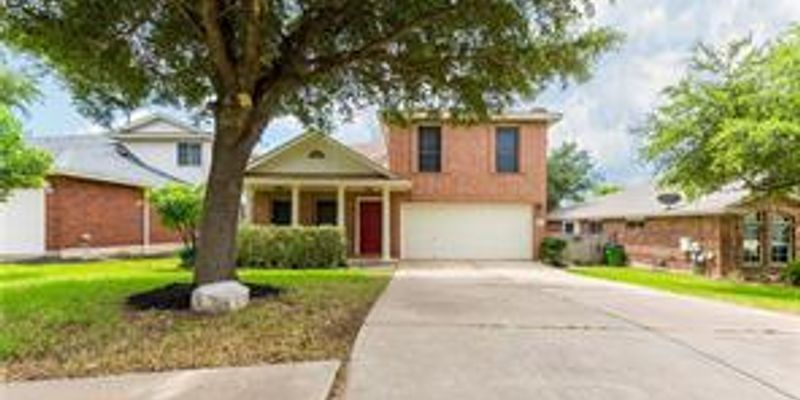 Round Rock House: 805 Chiselpoint Cove