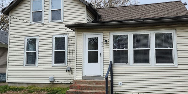 St. Joseph House: 1025 Morrison Ave