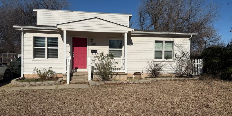 Norman House: 1213 Iowa St