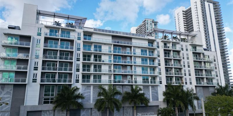 Miami Apartment: 321 NE 26th St