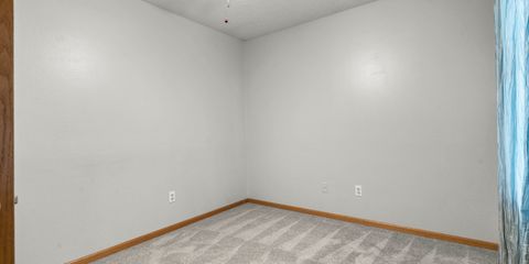 09-127 937 23rd Ave.jpg